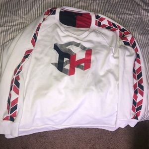 Tommy Hilfiger Women’s Sweater (Nintendo logo)